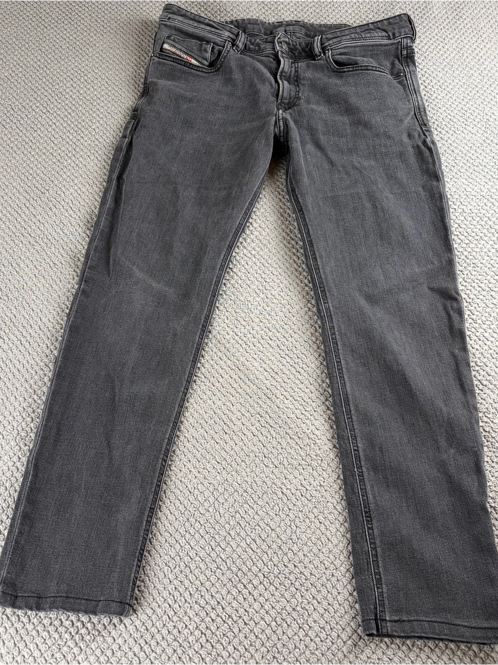 Diesel Men's Charcoal Straight-Leg Jeans 32